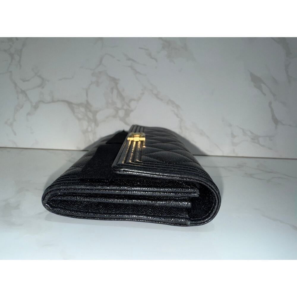 Chanel Boy Wallet in Black Quilted Leather - Picture 7 of 7